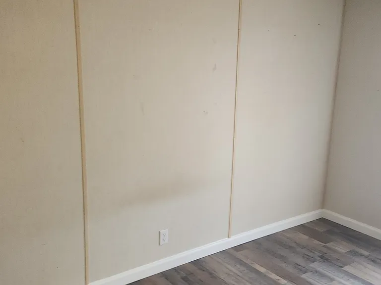 230 Akron St — Photo 14