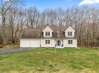 30 Braman Rd, Waterford, CT 06385