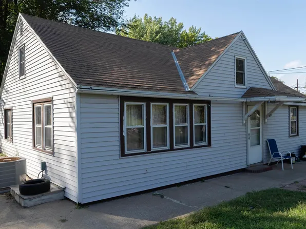 1513 S Fairmount St, Sioux City, IA 51106