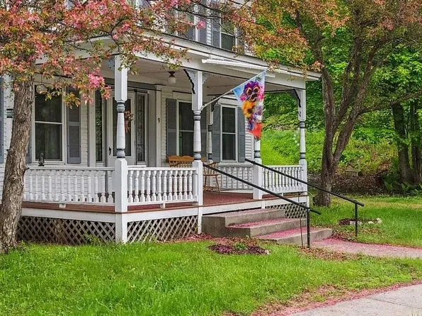 9 North Cmn, Chelsea, VT 05038