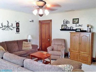 5th image of 286 Shepper Ave