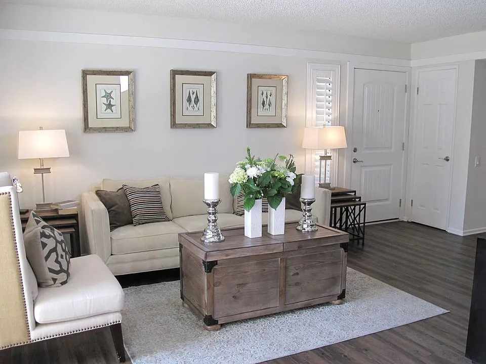 The Artisan Residences at Bella Terra