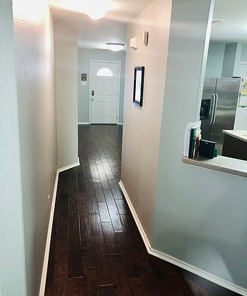 4th image of 910 Magnolia Crst