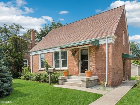 3730 Blanchan Ave, Brookfield, IL 60513