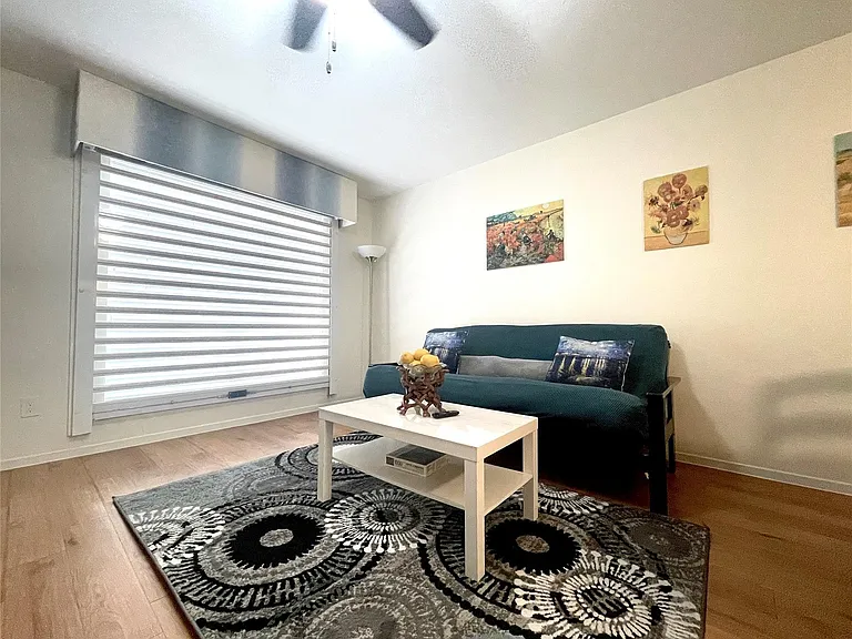 2207 Leon St #309 — Photo 1