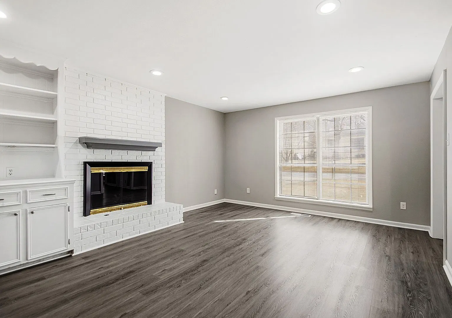 6 Lisa Court — Photo 3