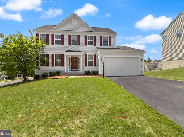26 Colemans Mill Dr, Fredericksburg, VA 22405