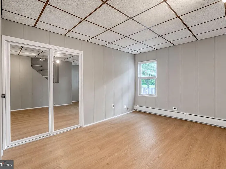 1902 Trenton Ave — Photo 18