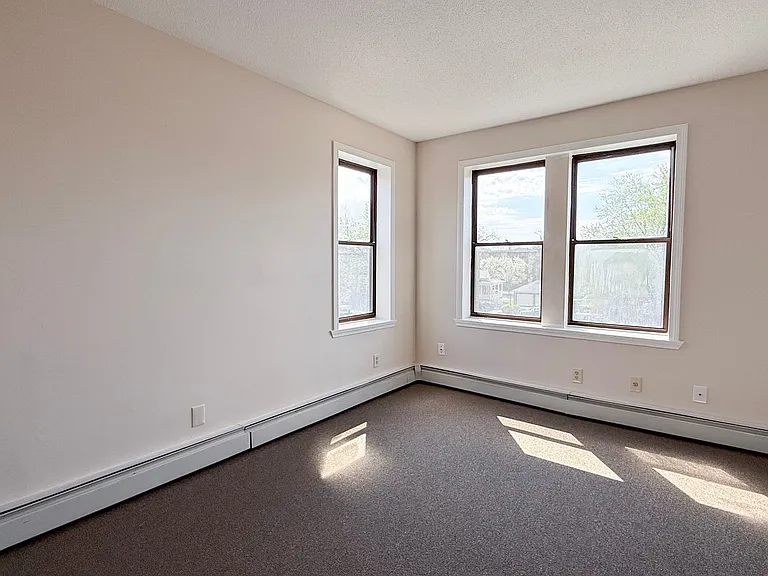 26 Congress St / Luca Investments LLC — Photo 14