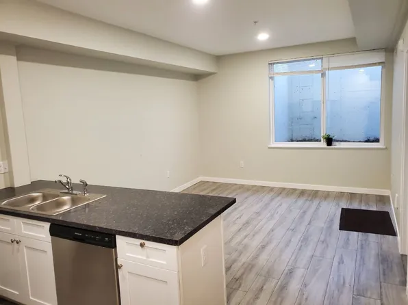 1601 Kimbark St APT B13, Longmont, CO 80501