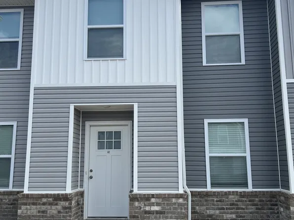 919 Martin St #A2, Clarksville, TN 37040