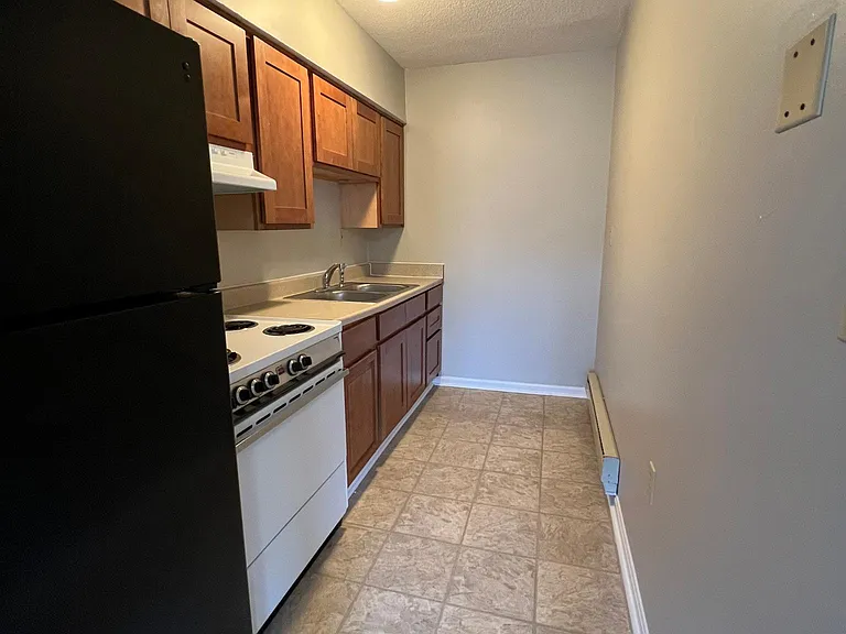 5208 W Ridge Rd #7 — Photo 1
