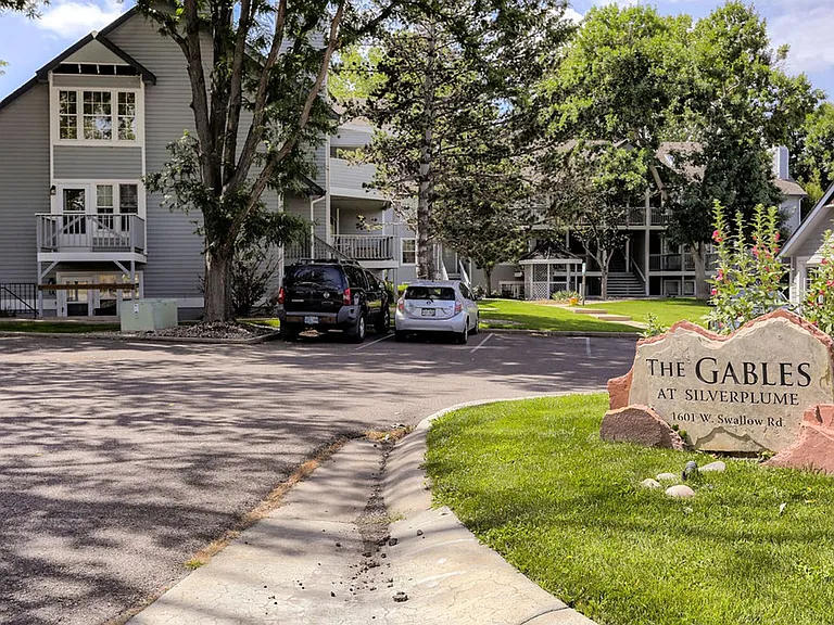 1601 W Swallow Rd #1G — Photo 3