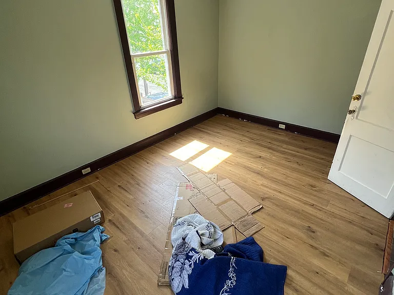 125 Mill Rd #1 — Photo 3