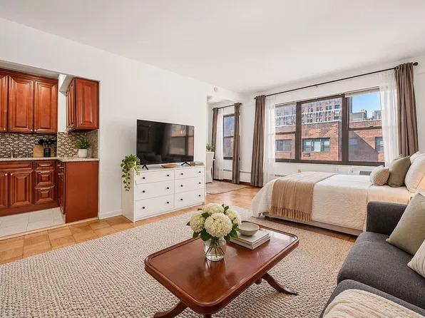 2 Tudor City Pl APT 11NS, New York, NY 10017