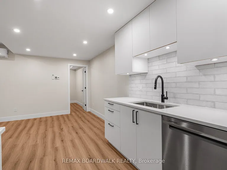 1348 Avenue Q #B — Photo 12