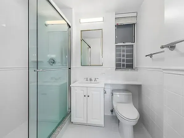 25 West 81st Street image 8 of 11