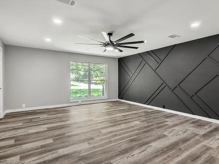 4615 Barton Ln — Photo 24