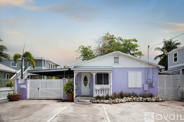 1st image of 1515 Josephine St #A