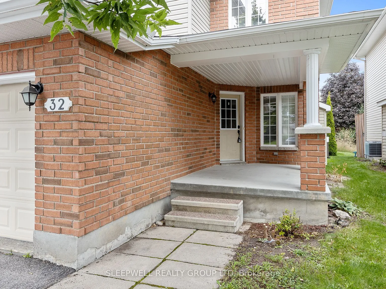3 bed, $2,300 — Photo 2