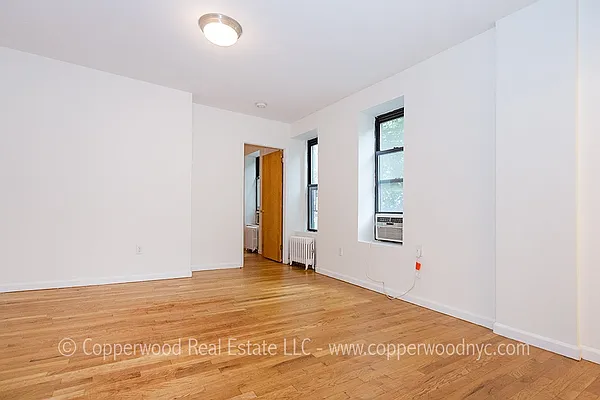 Rented by Copperwood Real Estate | media 10