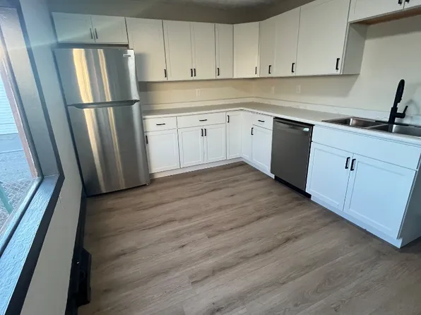 217 16th Ave, Council Bluffs, IA 51503