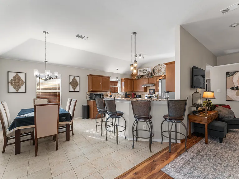 703 Flagstone Way — Photo 14