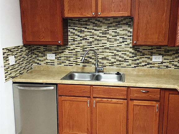 3rd image of 3680 N 56th Ave APT 812