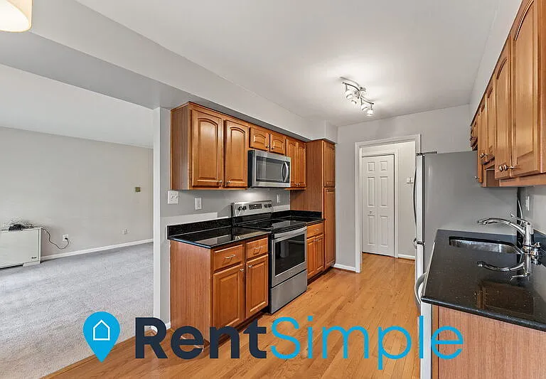 3334 Spring Ln #B40 — Photo 17