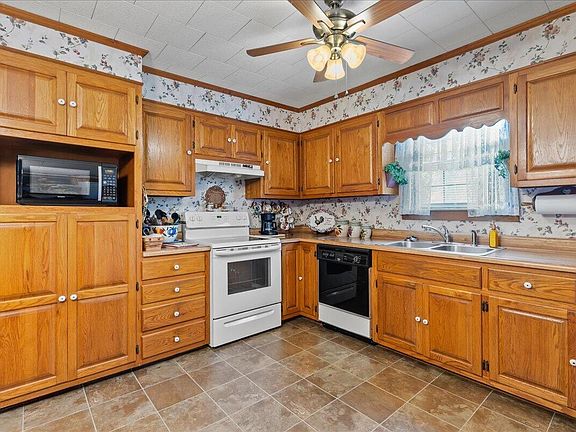 5th image of 106 Hammonds Rd