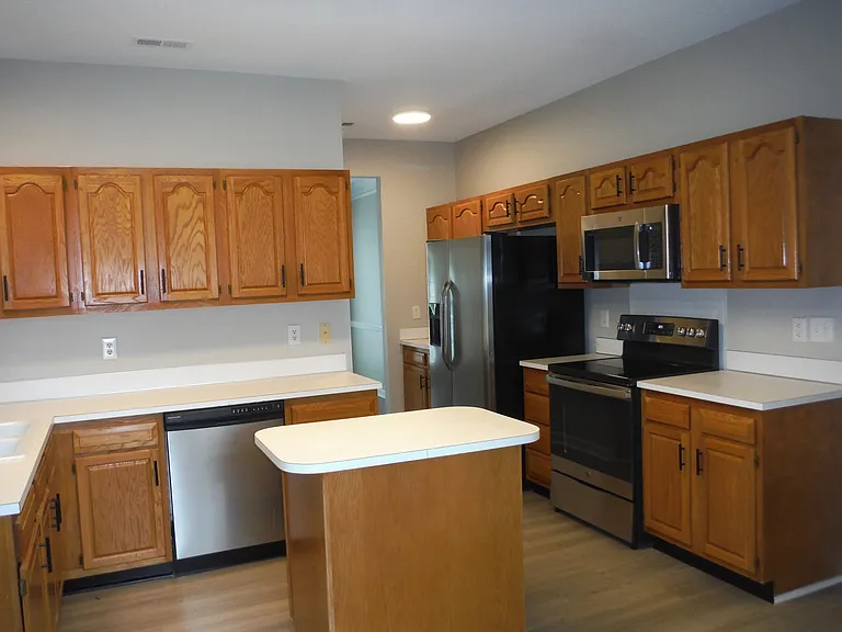 10329 Billingham Dr — Photo 7