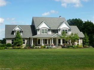 17375 Belmont Ln, Chagrin Falls, OH 44023
