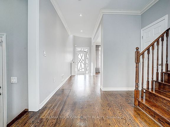 4th image of 160 Maria Rd