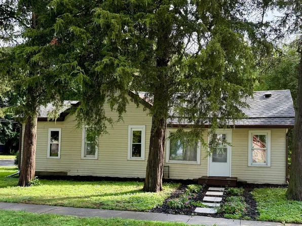 (undisclosed Address), Rochelle, IL 61068