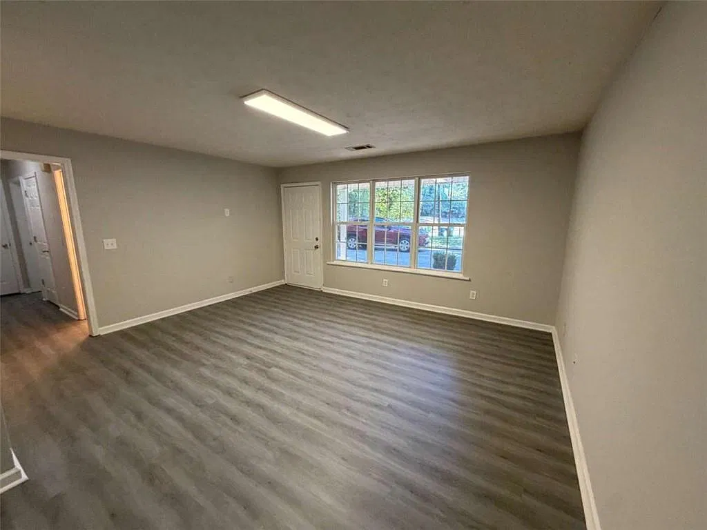 2 bed, 2.0 bath, 1000 sqft, $1,850 — Photo 3