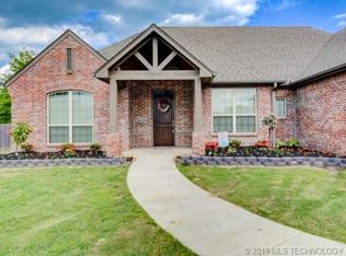 23055 S 4130th Rd, Claremore, OK 74019