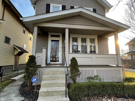 Charming 3 story Merrion Village home