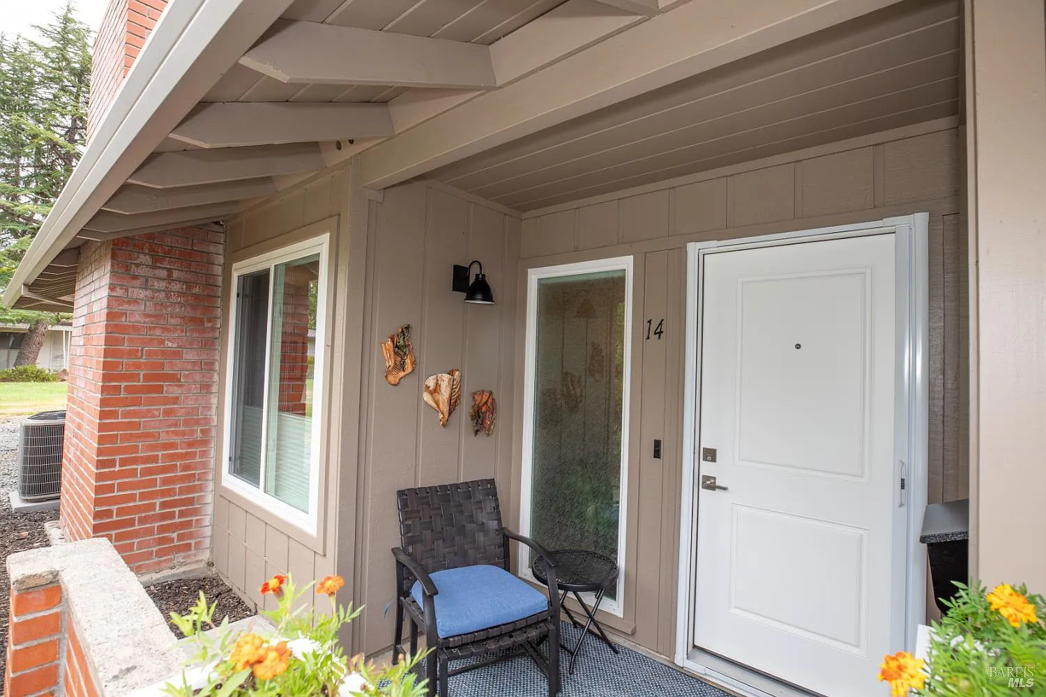 14 Woodgreen Street - Photo 4