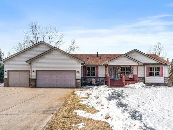 21820 Aztec St NW, Oak Grove, MN 55303