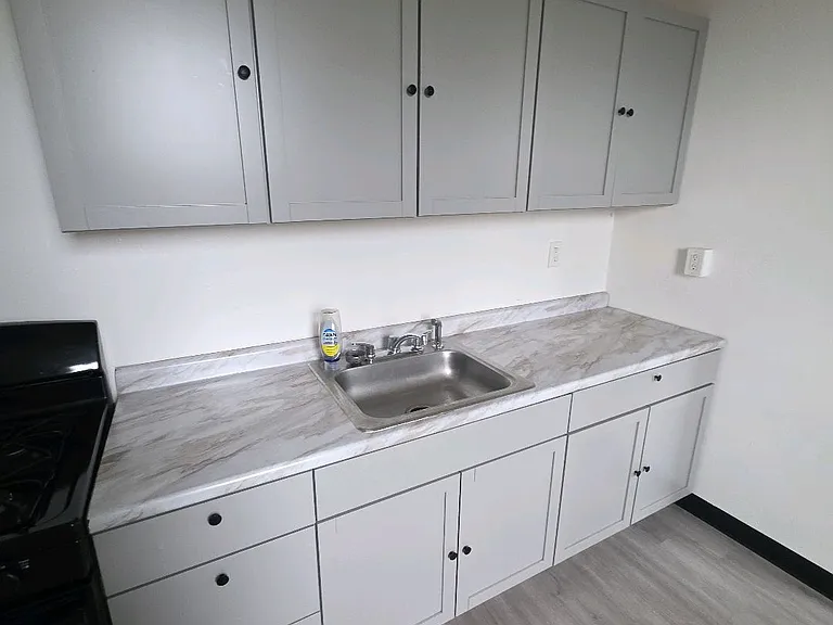 115 S Birmingham Ave #5 — Photo 1