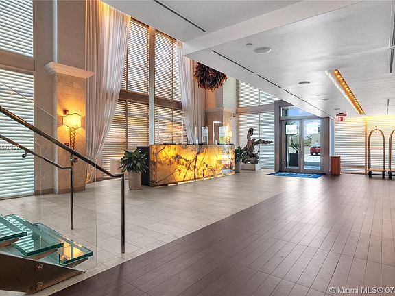 4th image of 17315 Collins Ave #603