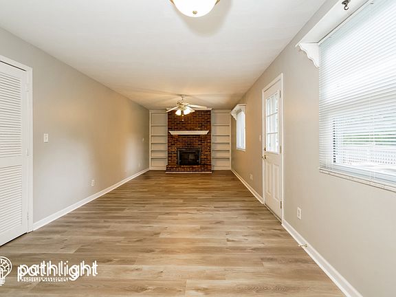2nd image of 907 Wood Creek Pl