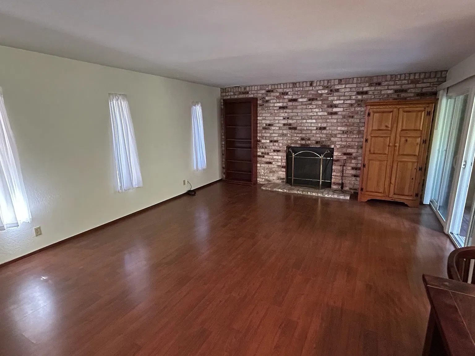 2 bed, 1650 sqft, $3,950 — Photo 3