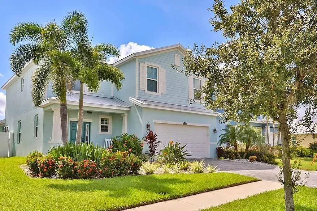 4 bed, 2392 sqft, $4,100 — Photo 1