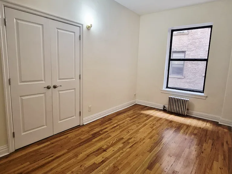 355 W 85th St #29 — Photo 3