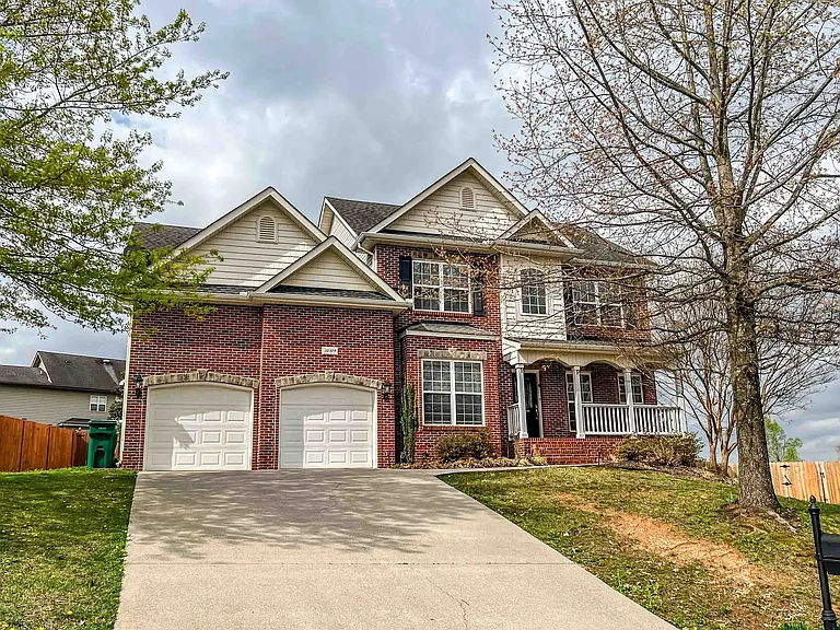 10309 Red Water Ln — Photo 1