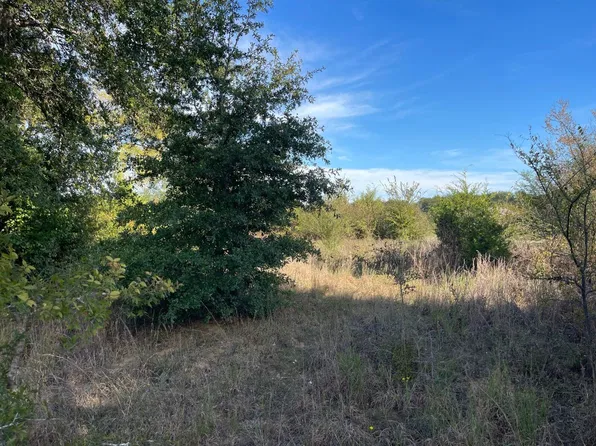 1100 S Willow Bend Ln, Atoka, OK 74525