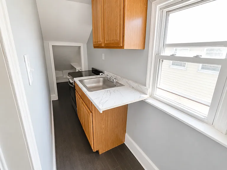 179 Isabella Ave #3A — Photo 9