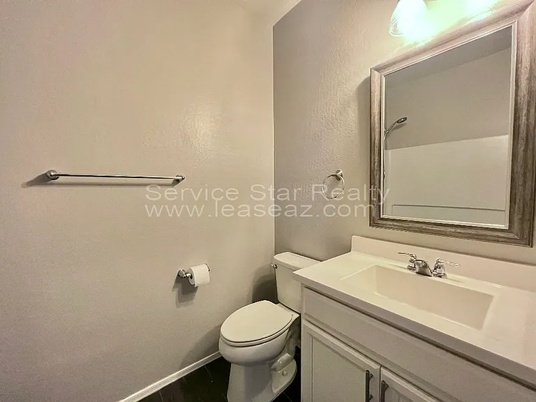 1289 N 166th Ave — Photo 4