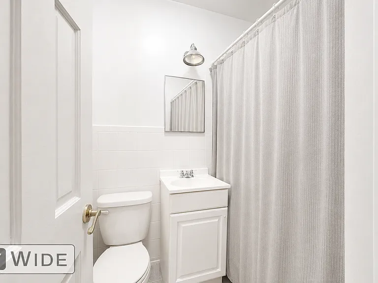 332 E 93rd St #5D — Photo 4